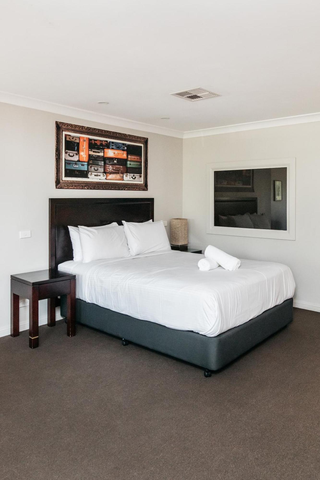 Checkers Resort Terrey Hills Exterior photo